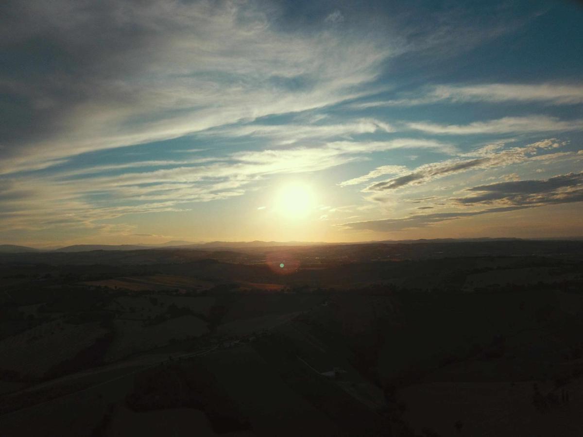 La Meriggia Agriturismo- Ampio Appartamento Con Terrazza Esclusiva Ancona Dış mekan fotoğraf