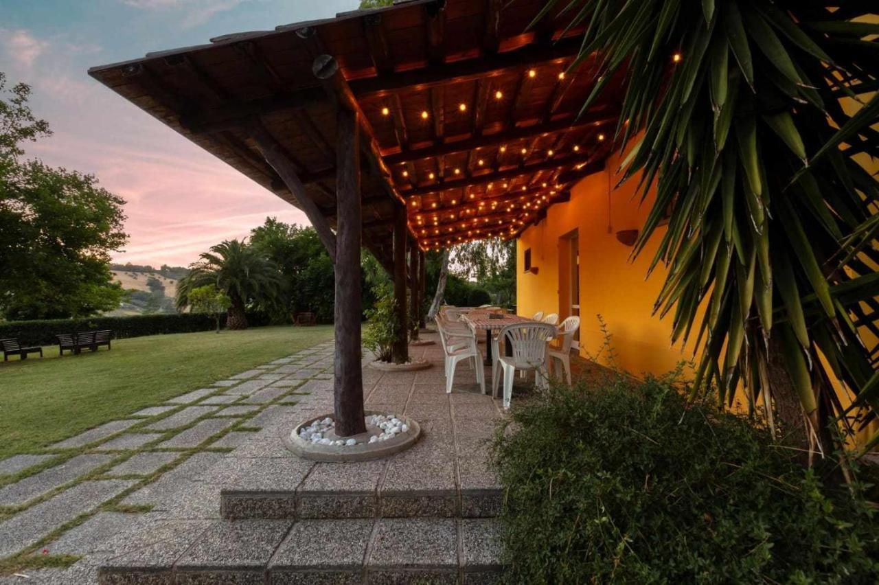 La Meriggia Agriturismo- Ampio Appartamento Con Terrazza Esclusiva Ancona Dış mekan fotoğraf